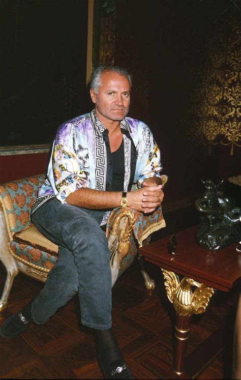 altre informazioni su gianni versace|when did gianni versace found.